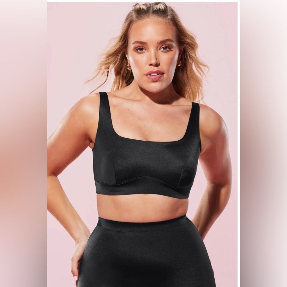 FABLETICS: YITTY HEADLINER SHAPING MIDI BRALETTE